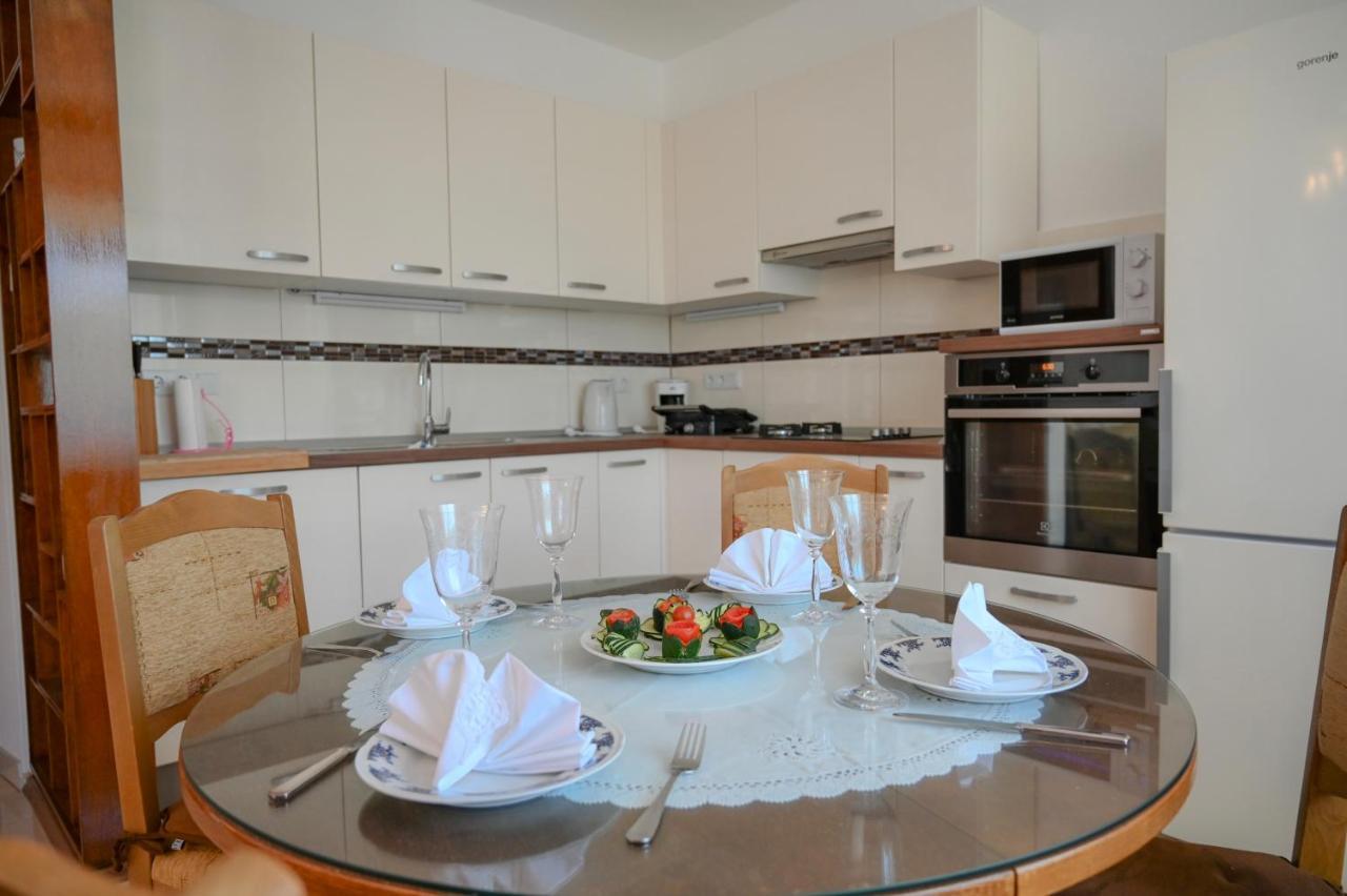 Apartment Damir Trogir Exterior foto